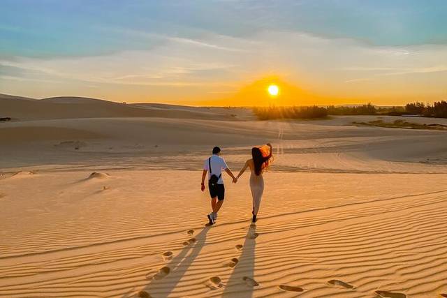 Sunrise Dunes