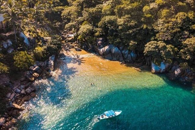 Snorkel Coves