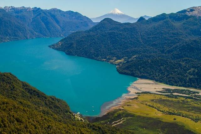 Lake Todos los Santos
