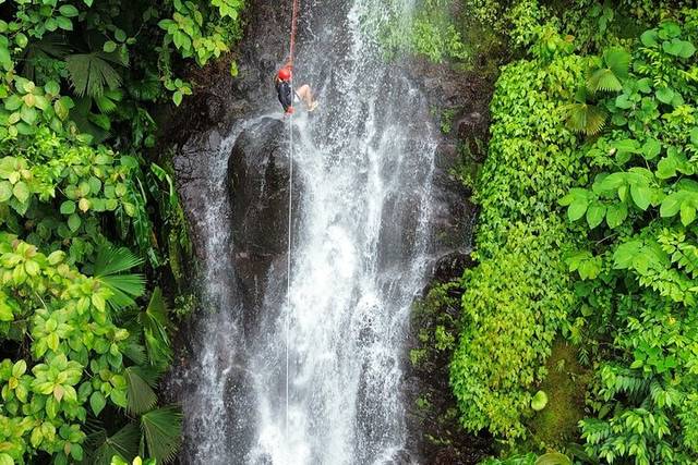 Canyoning