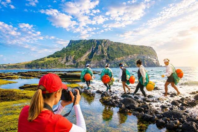 Haenyeo Divers