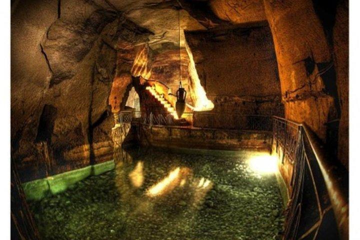 Naples: City Center Walking Tour with Underground Naples