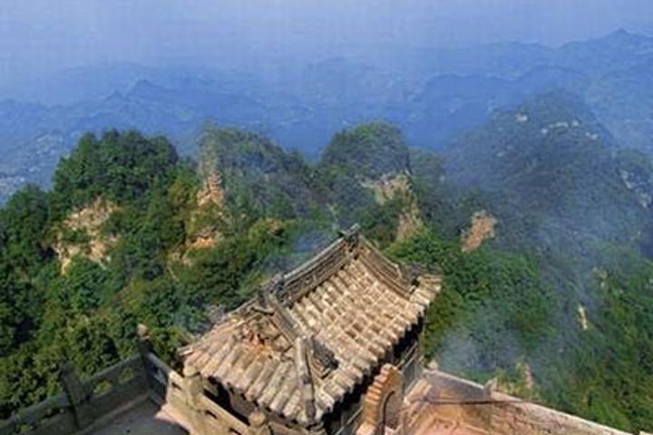 Mount Qingcheng and Dujiangyan Dam Guided Day Trip from Chengdu