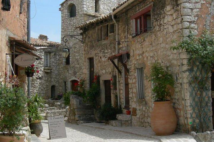 Cannes, Grasse, Gourdon, & Saint-Paul-de-Vence /Day Trip