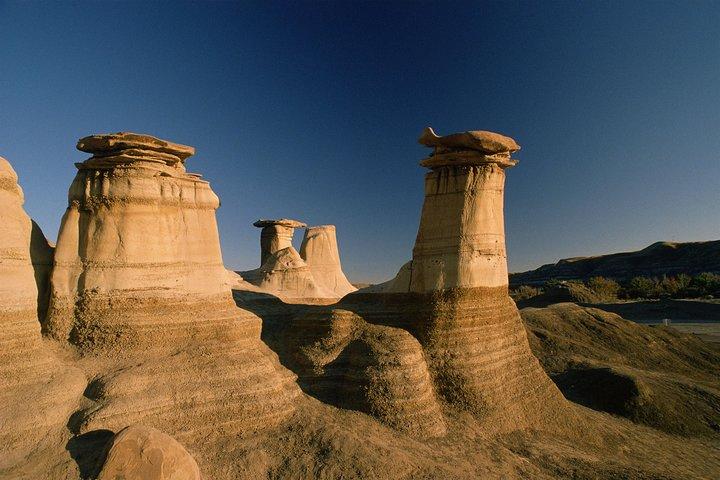 Drumheller and Badlands Full-Day Tour with a Small Group