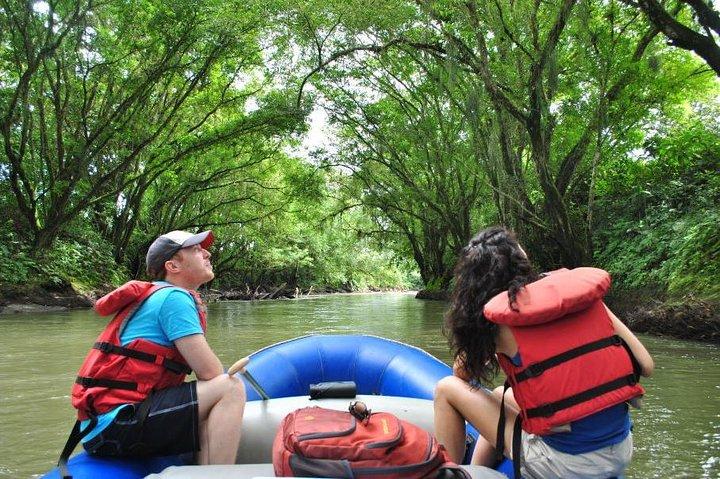La Fortuna: Peñas Blancas River Wildlife Safari Float Tour