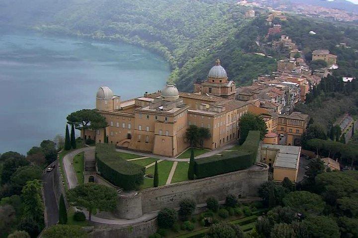 Private Rome Countryside Tour: Lakes, Wine , Food & Culture