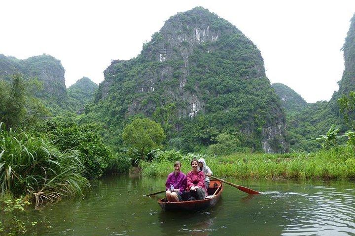 [Private] Trang An Boat Ride and Hoa Lu Temples - Day tour
