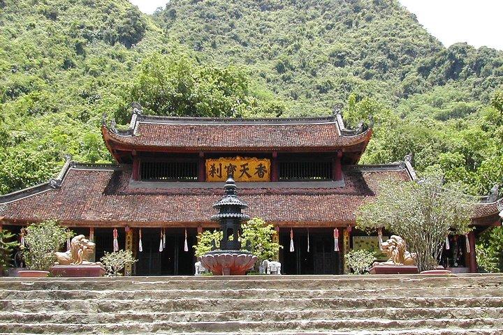 Perfume Pagoda Day Trip from Hanoi