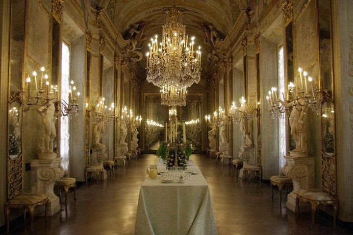 Genoa Walking Tour: Discover Hidden Treasures and Street Food