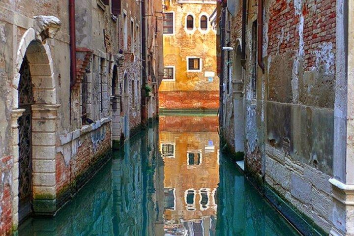 Private Cruise: Venice Viewed by the water