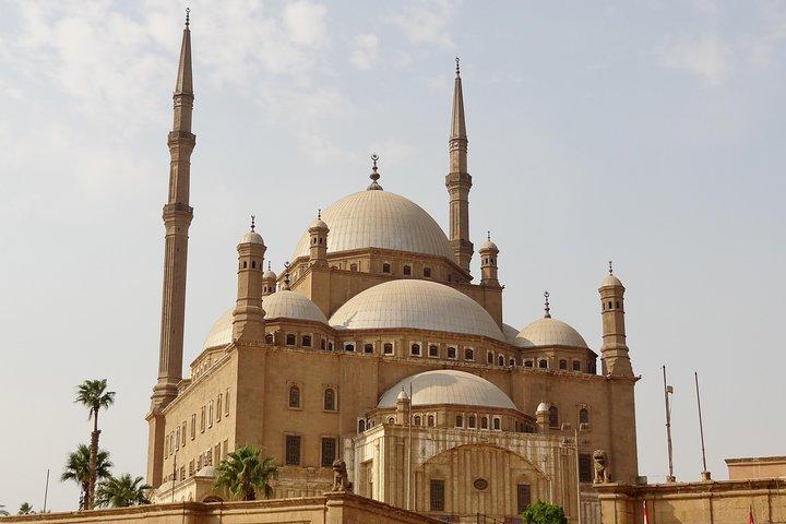 Private Day Tour of the Giza Pyramids Alabaster Mosque and Hanging Church