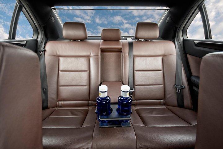 Paris City Departure Private Transfer to Paris Airport CDG by Car