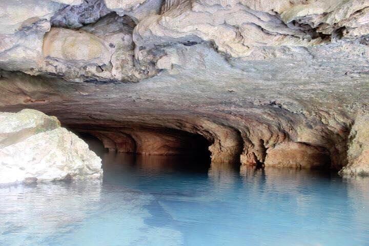 Crystal Cave and Deluxe Cave-Tubing, V.i.V.