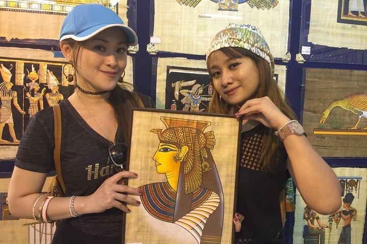Private Tour 8 hours To Pyramids, Egyptian Museum and Khan al-Khalili