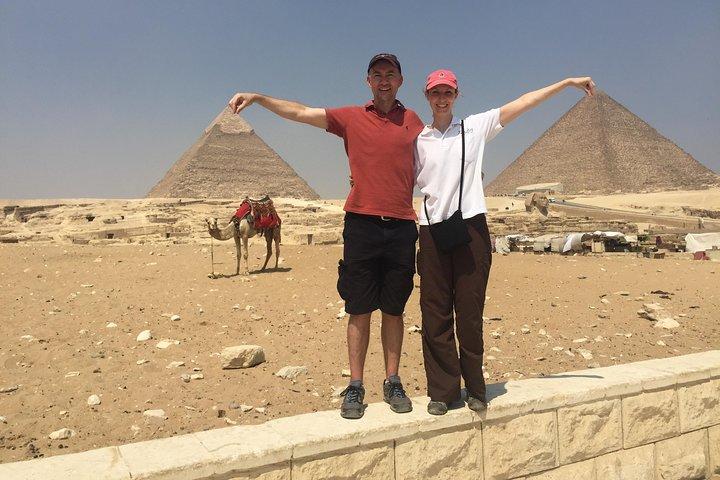 Private Tour 8 hours To Pyramids, Egyptian Museum and Khan al-Khalili
