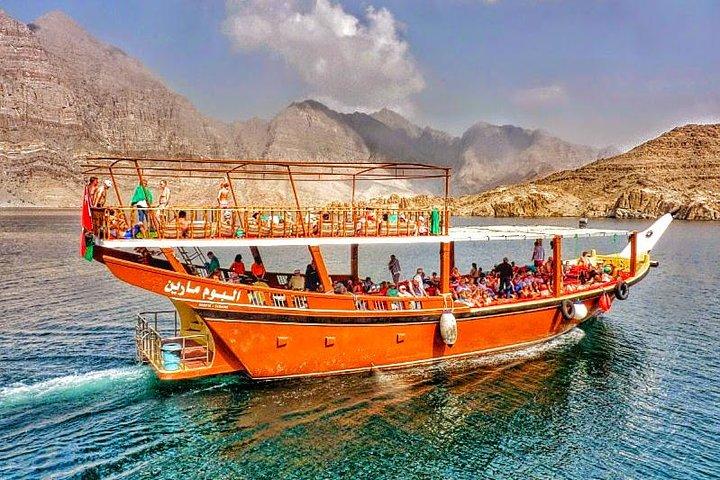 Full Day Musandam Dibba Cruise with Buffet Lunch and Snorkelling