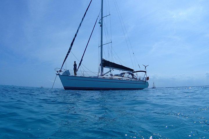 Private Customizable Sailing Tour in Cancun