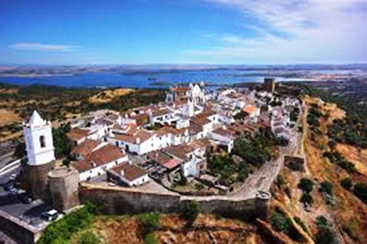 Private Tour Alentejo, Evora, Monsaraz, Mourão-Medieval Times Lunch&Wine Tasting