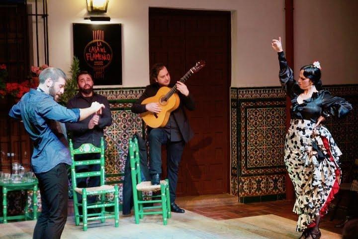 Authentic Flamenco Show with Tapas & Wine Guided Tour