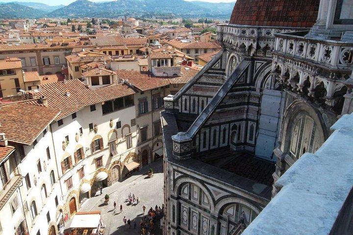 Skip-the-line Duomo Terraces and Dome Climb Tour in Florence