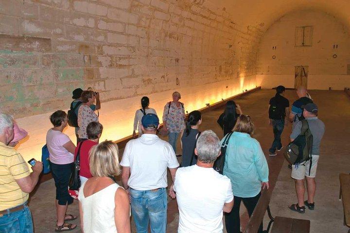 Convicts & Castles: Goat Island Walking Tour Including Sydney Harbour Cruise
