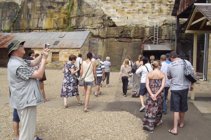 Convicts & Castles: Goat Island Walking Tour Including Sydney Harbour Cruise