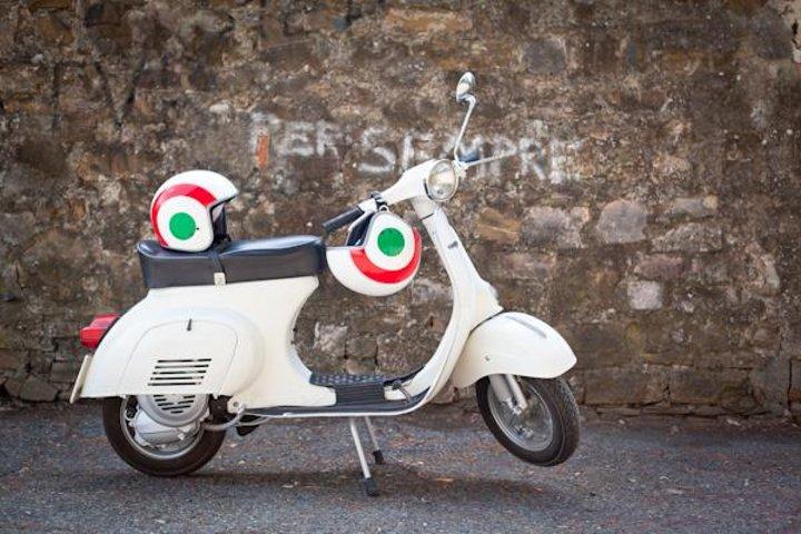 Florence Vespa Tour: Tuscan Hills, Food and Chianti Wine