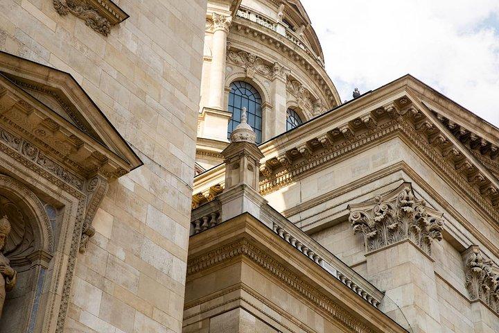 101 things in Budapest - Full Day Tour with Lunch & Metro Pass