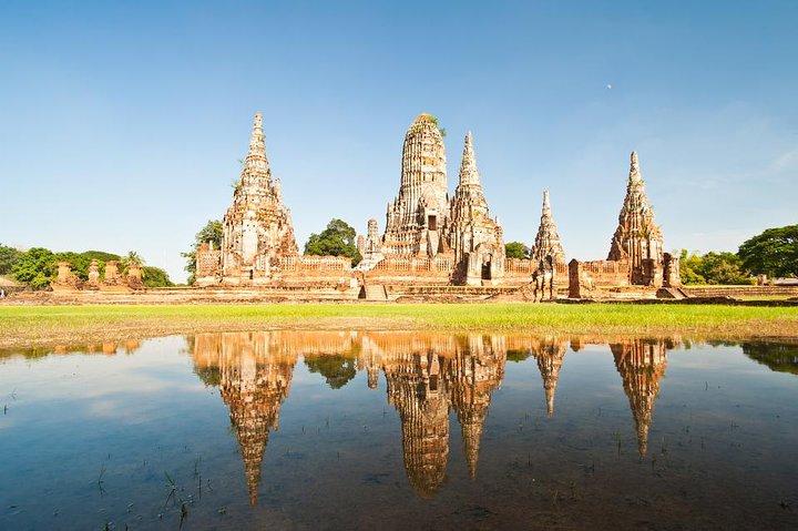 Bangkok: Private Ayutthaya and Bang Pa-In Summer Palace Tour