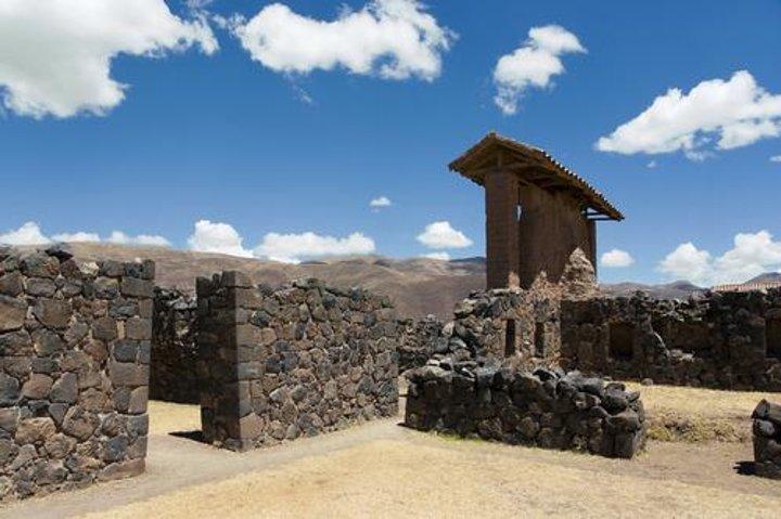 One-Way Scenic Touristic Bus to Puno from Cusco with Lunch