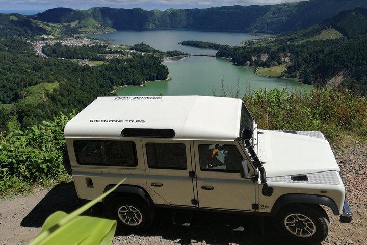 Off the Beaten Track Half Day Sete Cidades Jeep Tour