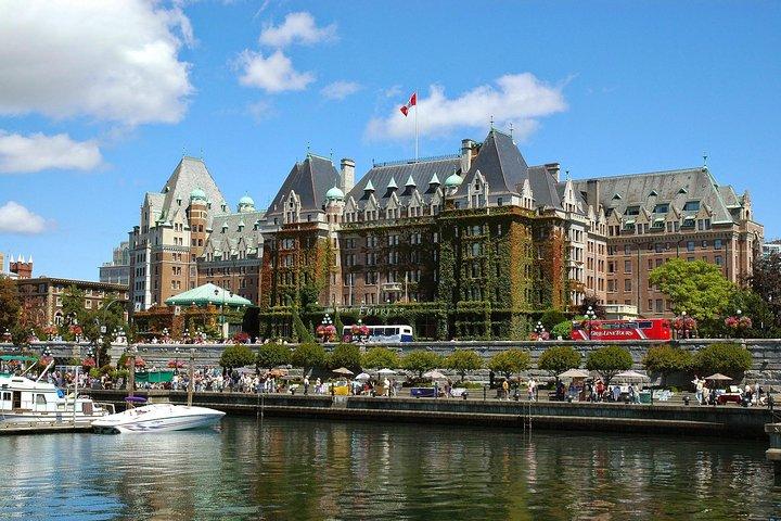 From Vancouver: Butchart Gardens, Victoria, & Gulf Islands Cruise