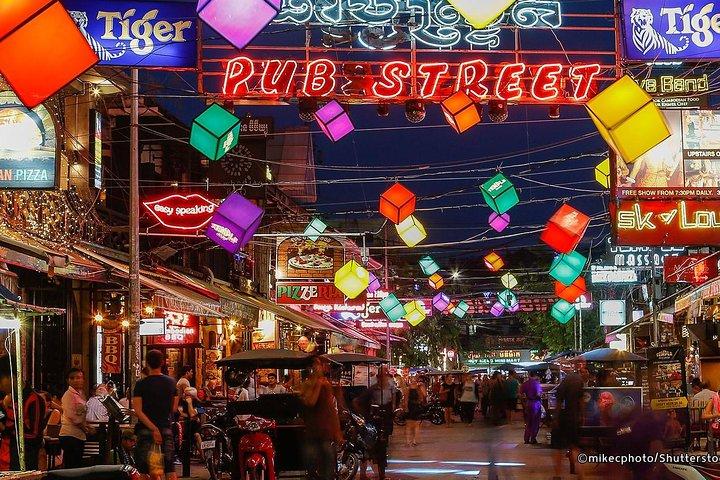 Apsara Show Dinner and Night Market Pub street