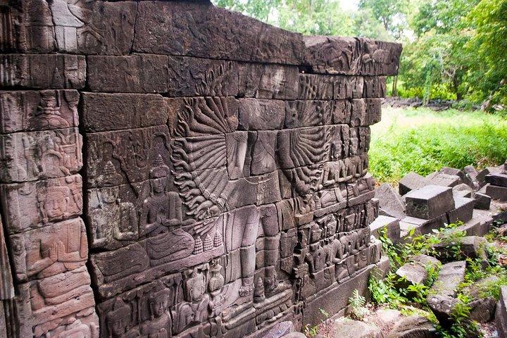 Full Day Private Banteay Chhmar Tour with Guide and Transport