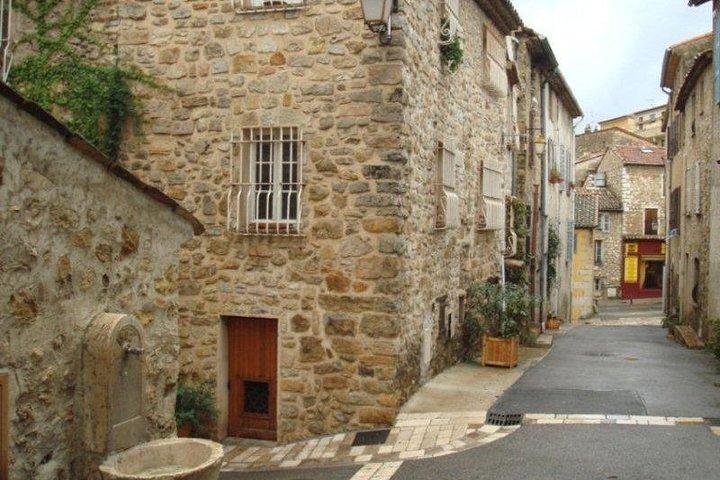Countryside and Wine Tasting Full-day tour from Nice