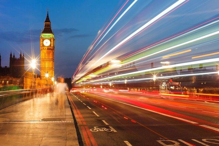 London by Night Sightseeing Open Top Bus Tour with Live Guide