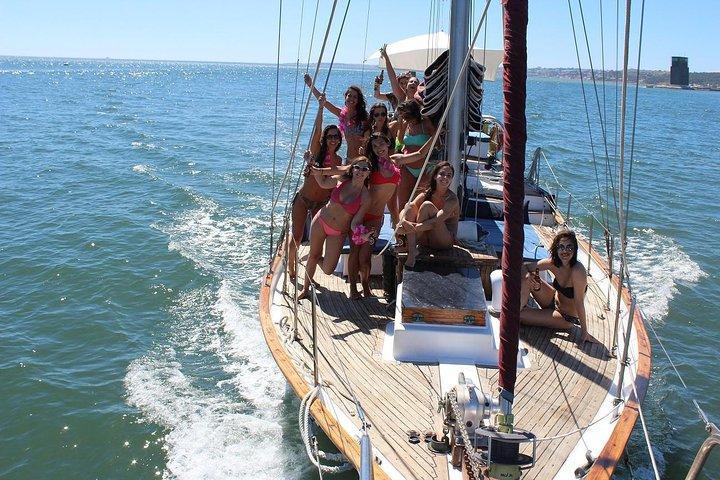 Hen Party in Lisbon on a vintage Sailboat