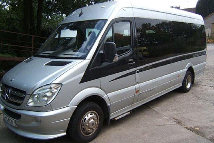 Noi Bai Airport Luxury Car 16 seats private transfer to Hanoi central from Hanoi