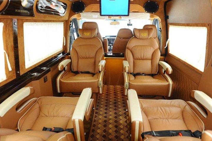 Noi Bai airport transfer by luxury Limousine Bus to Sapa from Hanoi