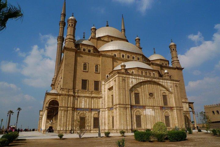 Private super day in all Giza sakkara Dahshur and Cairo