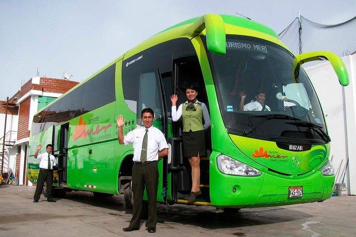Cusco: Scenic Sun Route Bus to Puno with Buffet Lunch