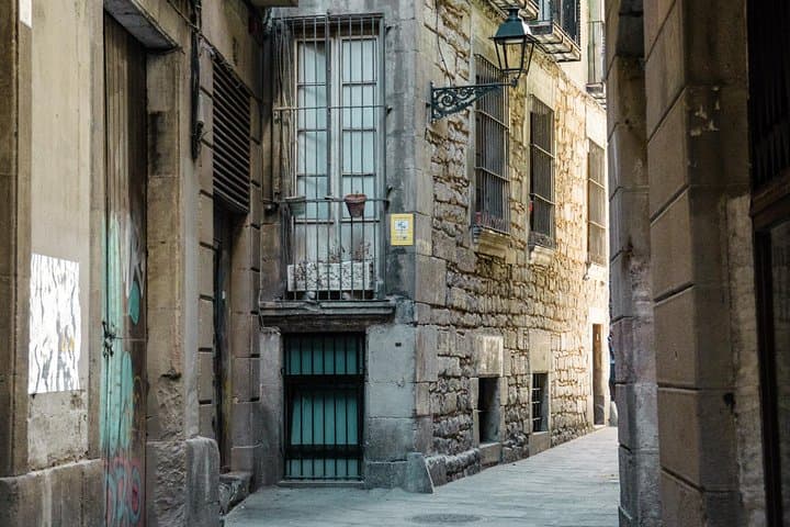 Jewish Heritage Private Tour in Barcelona by Jewish Local Guides