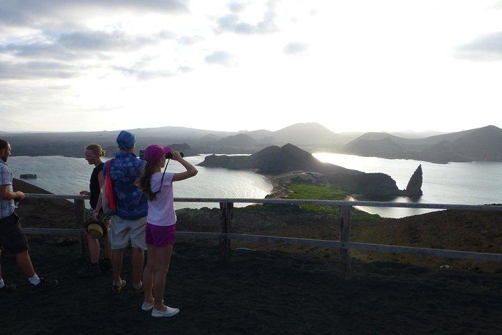 Bartolome Island Full Day Tour
