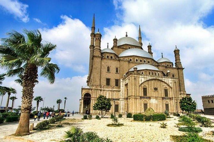 2 Days Cairo City Break - Small Group With a Private Guide
