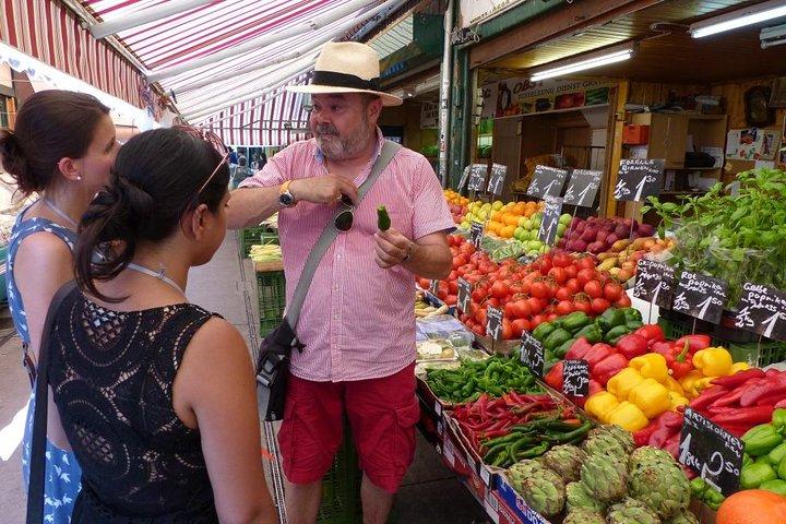 Peters Naschmarkt Enjoyment walks