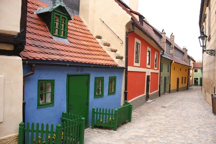 Two-Hour Morning Walking Tour of Prague Castle