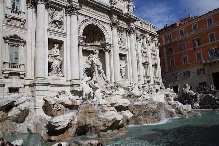Exclusive Walking Tour of Rome - Trevi Fountain, Pantheon and Spanish Steps