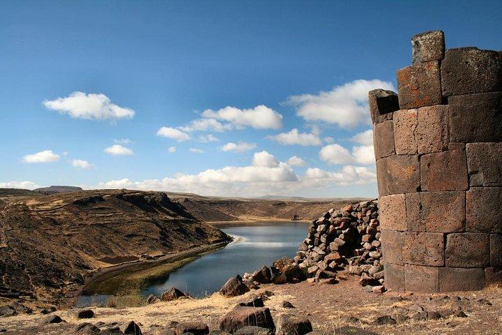 4h Tour to Sillustani Inca Tombs from Puno