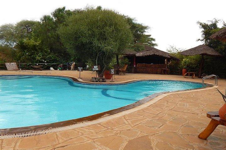 6Days Amboseli, Lake Nakuru and Masai Mara Camping Safari on Jeep